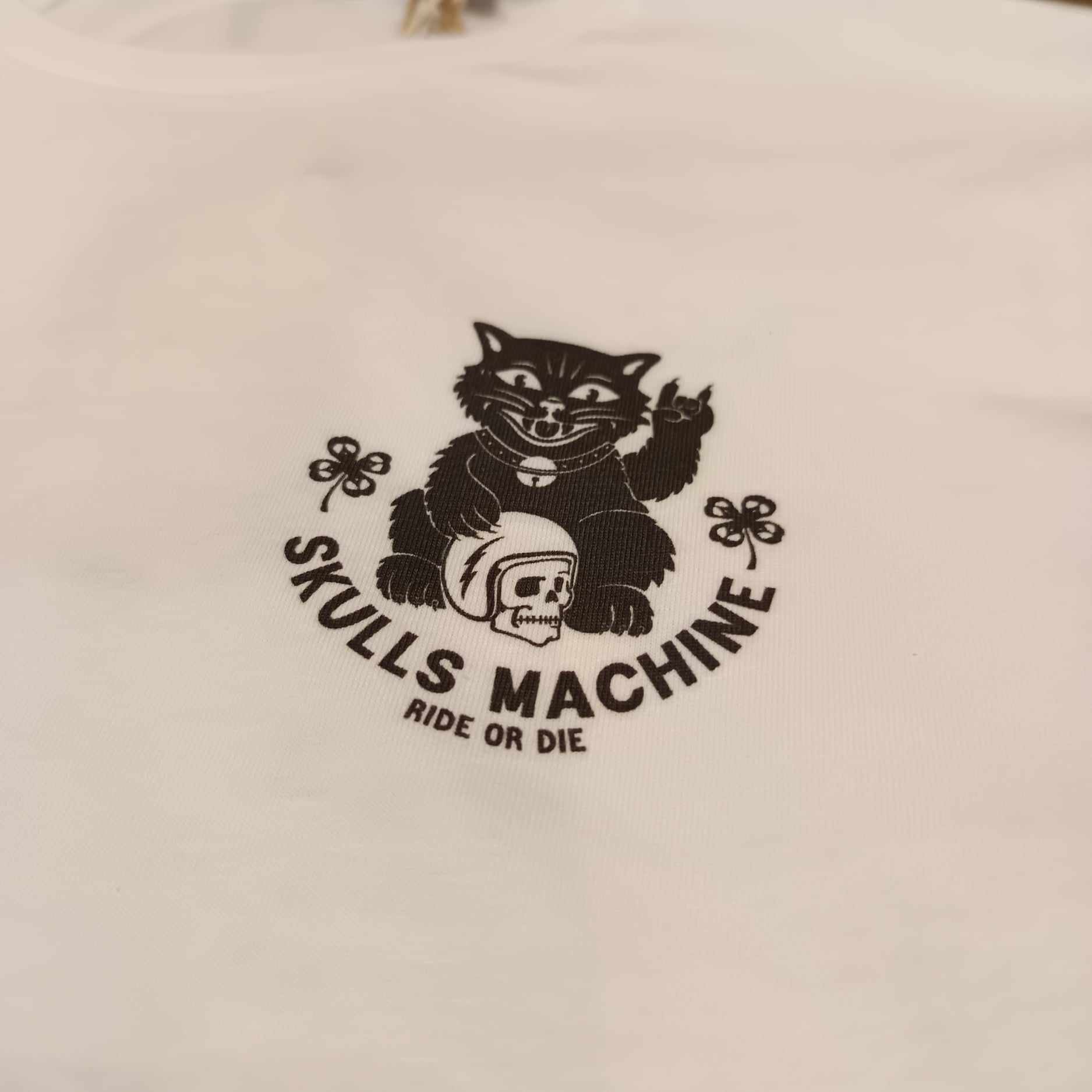 SKULLS MACHINE T-SHIRT COWLY